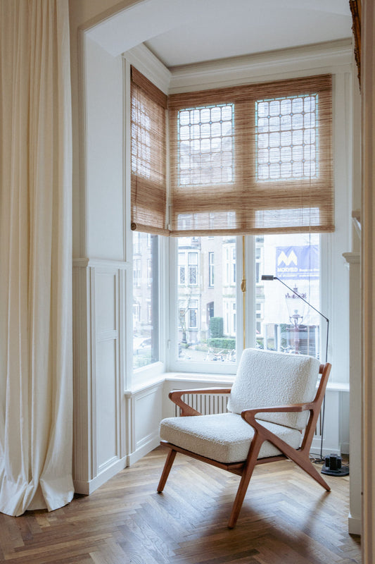 Mansion with Baltex blinds and linen