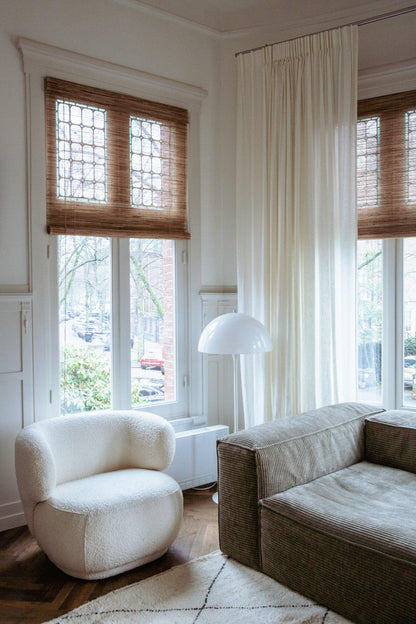 Mansion with Baltex blinds and linen