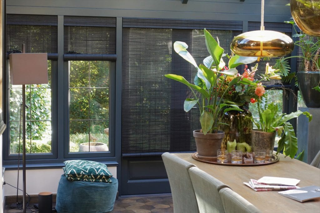 Serre blinds